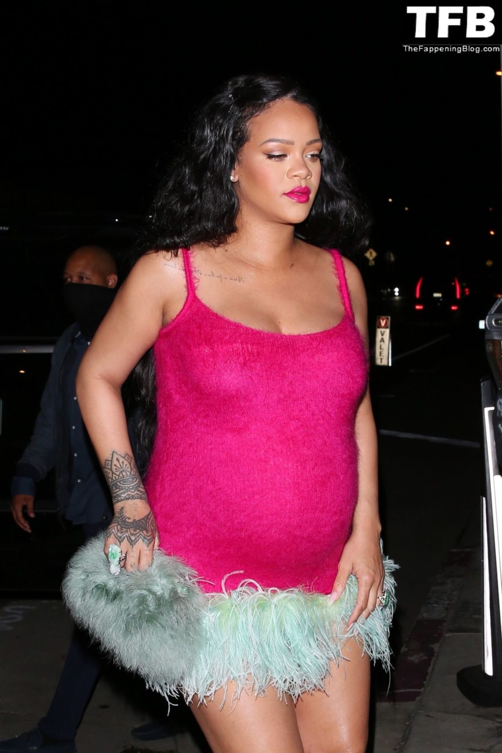 Rihanna Sexy The Fappening Blog 31 1024x1536 - Rihanna Puts Her Baby Bump on Display Grabbing Dinner at Giorgio Baldi (100 Photos)