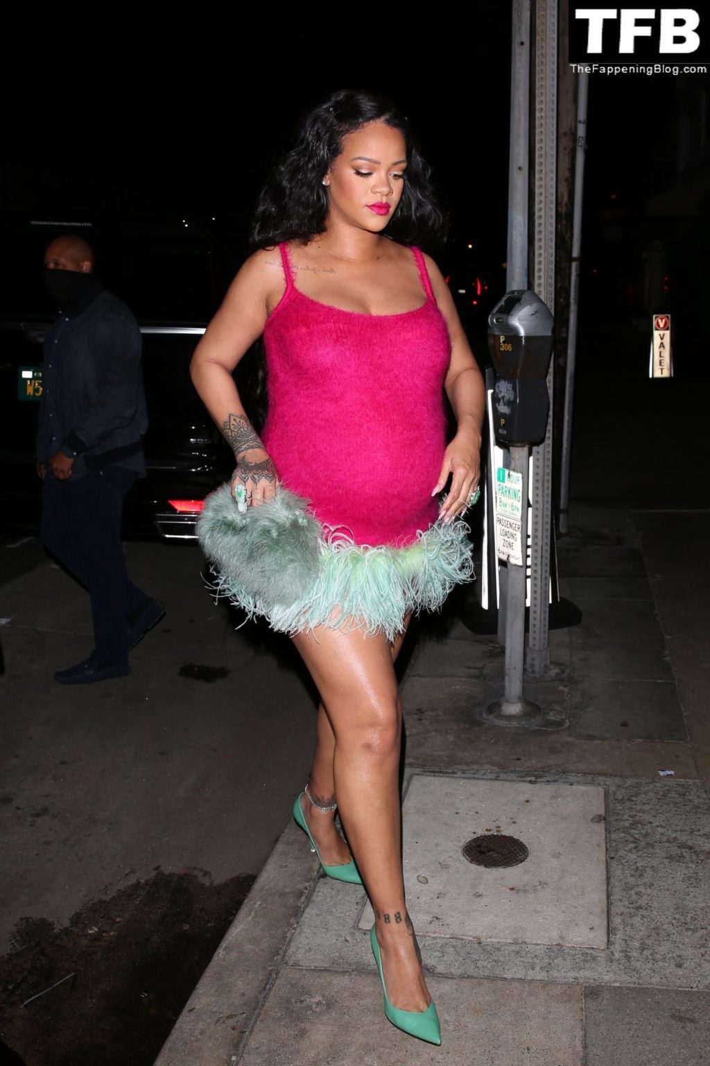 Rihanna Sexy The Fappening Blog 38 1024x1536 - Rihanna Puts Her Baby Bump on Display Grabbing Dinner at Giorgio Baldi (100 Photos)