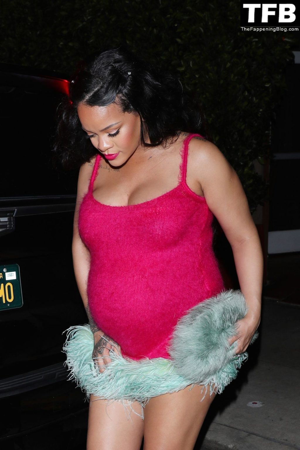 Rihanna Sexy The Fappening Blog 44 1024x1536 - Rihanna Puts Her Baby Bump on Display Grabbing Dinner at Giorgio Baldi (100 Photos)