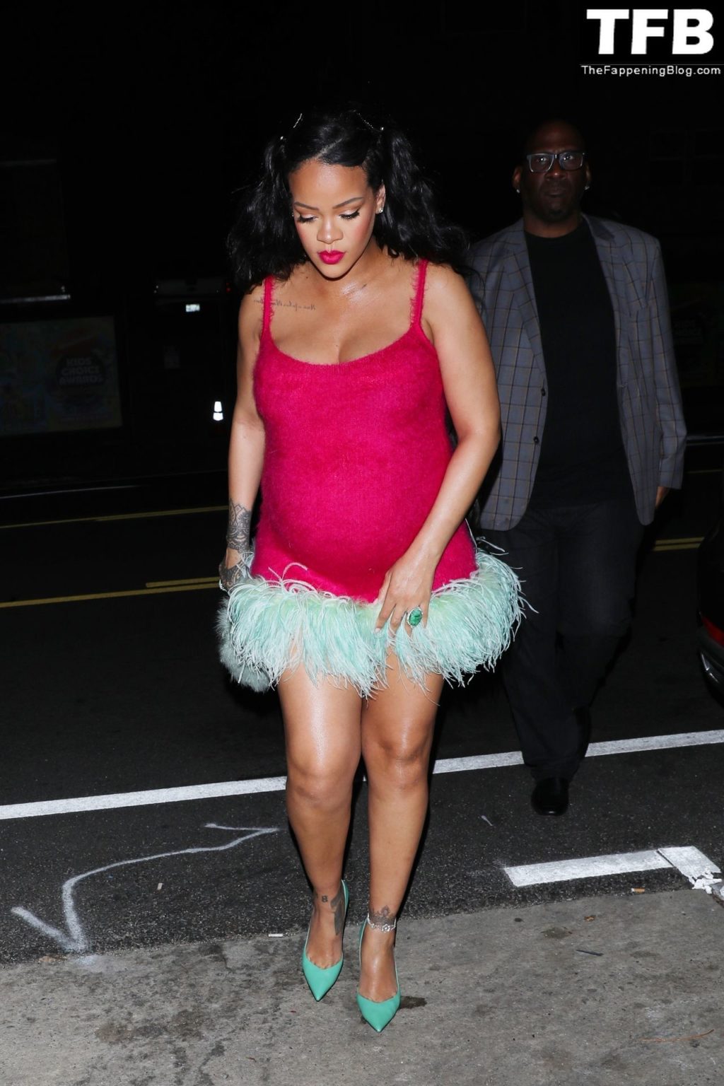 Rihanna Sexy The Fappening Blog 55 1024x1536 - Rihanna Puts Her Baby Bump on Display Grabbing Dinner at Giorgio Baldi (100 Photos)