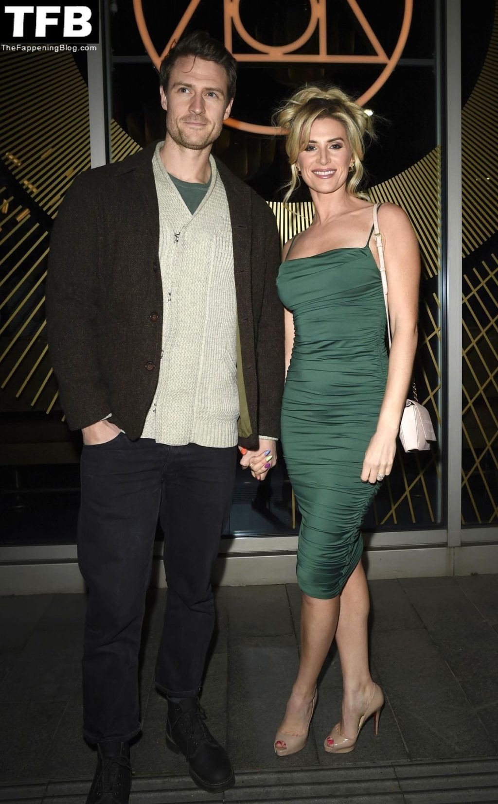 Sarah Jayne Dunn Sexy The Fappening Blog 12 1024x1654 - Sarah Jayne Dunn Looks Hot in a Green Dress Arriving at the Re-Launch of The Alchemist in Spinningfields (26 Photos)