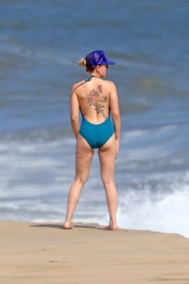 Scarlett Johansson Sexy Ass TheFappening.Pro 19 624x936 - Scarlett Johansson Sexy foe Elle (4 Photos)