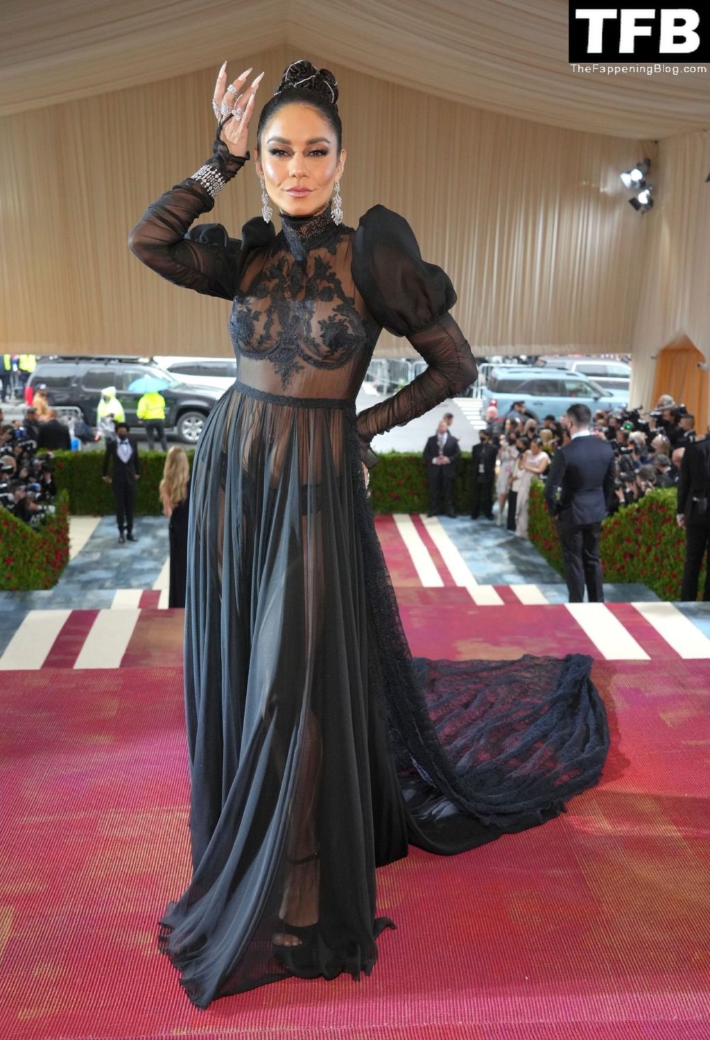 Vanessa Hudgens Sexy The Fappening Blog 39 1024x1499 - Vanessa Hudgens Looks Stunning in a See-Through Dress at The 2022 Met Gala in NYC (99 Photos)