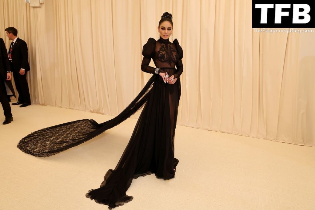 Vanessa Hudgens Sexy The Fappening Blog 68 1024x683 - Vanessa Hudgens Looks Stunning in a See-Through Dress at The 2022 Met Gala in NYC (99 Photos)
