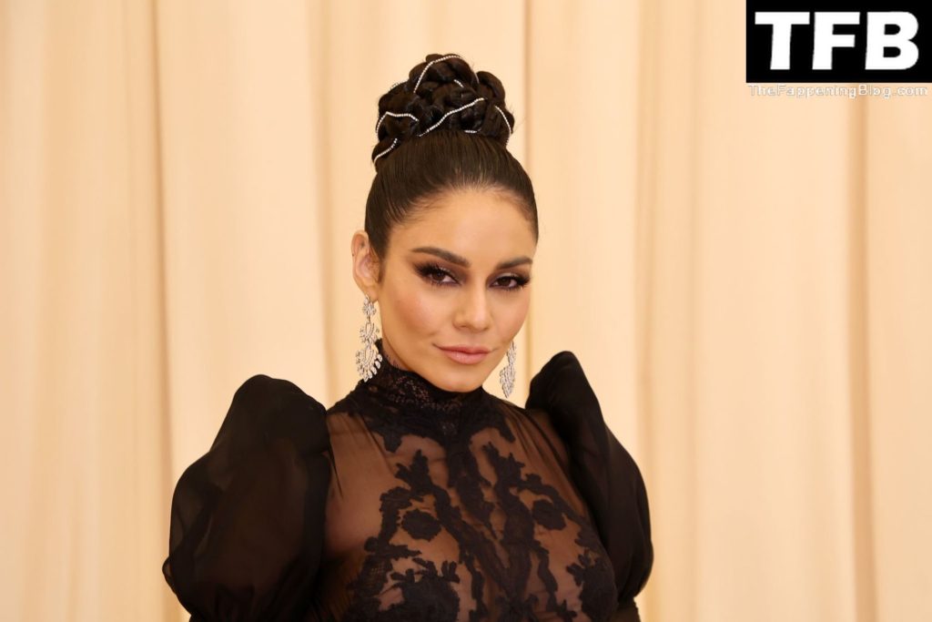 Vanessa Hudgens Sexy The Fappening Blog 82 1024x683 - Vanessa Hudgens Looks Stunning in a See-Through Dress at The 2022 Met Gala in NYC (99 Photos)