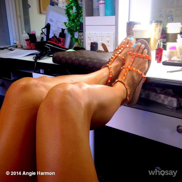 Angie Harmon Feet TheFappening.Pro 2 - Angie Harmon Sexy Non Nude (28 Photos)