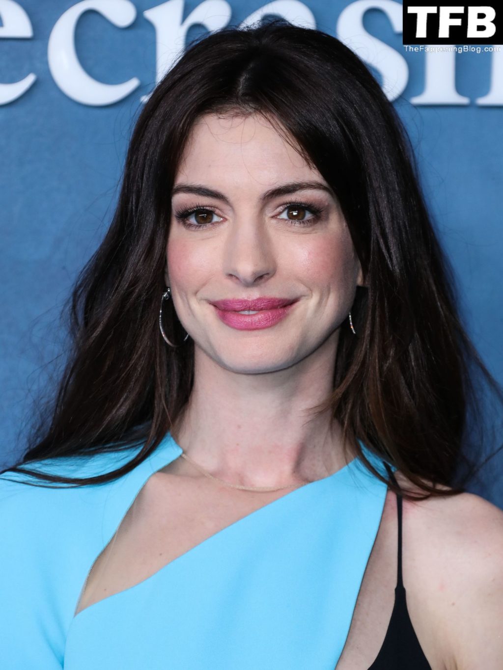 Anne Hathaway Sexy The Fappening Blog 11 1024x1365 - Anne Hathaway Stuns at the Premiere of Apple TV+’s ‘WeCrashed’ in LA (107 Photos)