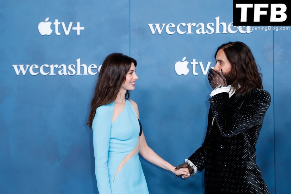 Anne Hathaway Sexy The Fappening Blog 82 1024x683 - Anne Hathaway Stuns at the Premiere of Apple TV+’s ‘WeCrashed’ in LA (107 Photos)