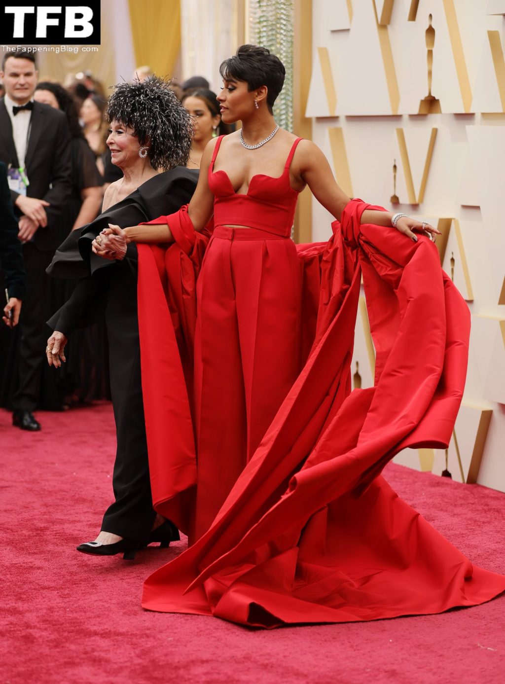 Ariana DeBose Sexy The Fappening Blog 13 1 1024x1387 - Ariana DeBose Looks Hot in Red at the 94th Annual Academy Awards (29 Photos)