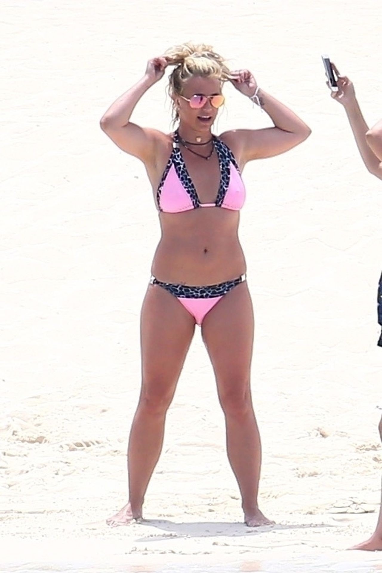 Britney Spears Sexy 25 - Britney Spears Sexy Bikini in Turks and Caicos (35 Photos and Video)