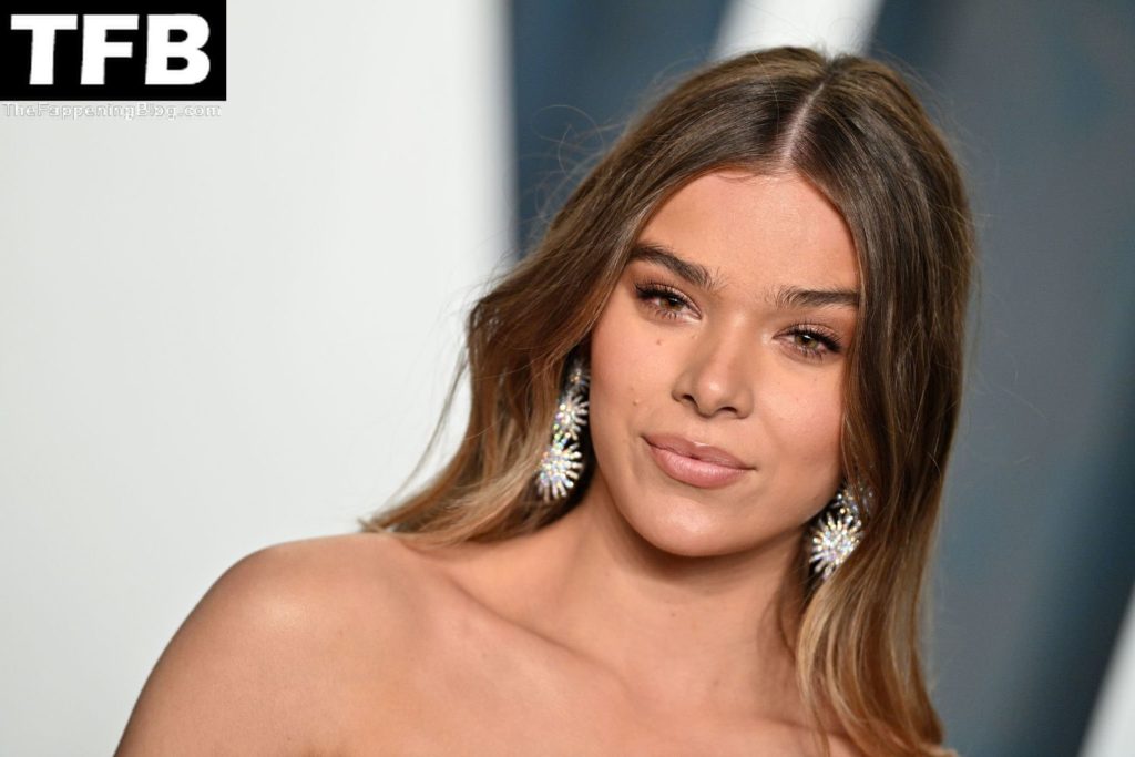Hailee Steinfeld Sexy The Fappening Blog 6 1024x683 - Hailee Steinfeld Looks Sexy at the 2022 Vanity Fair Oscar Party (53 Photos)