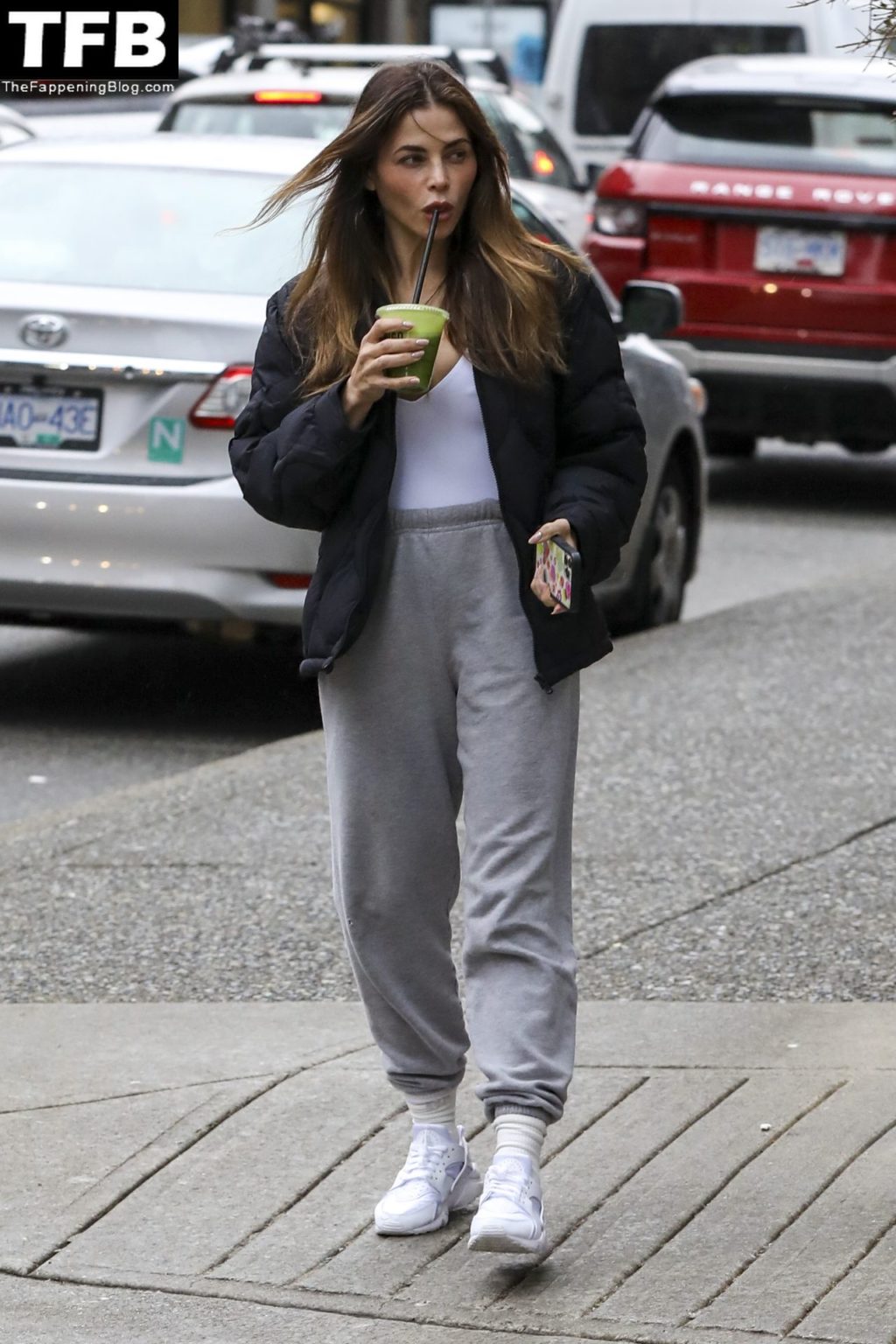 Jenna Dewan Pokies The Fappening Blog 8 1024x1536 - Braless Jenna Dewan Steps Out For a Green Juice in Vancouver (12 Photos)