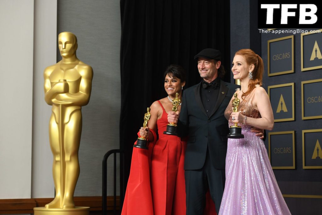 Jessica Chastain Sexy The Fappening Blog 132 1024x683 - Jessica Chastain Poses With Her Oscar at the 94th Academy Awards (150 Photos)