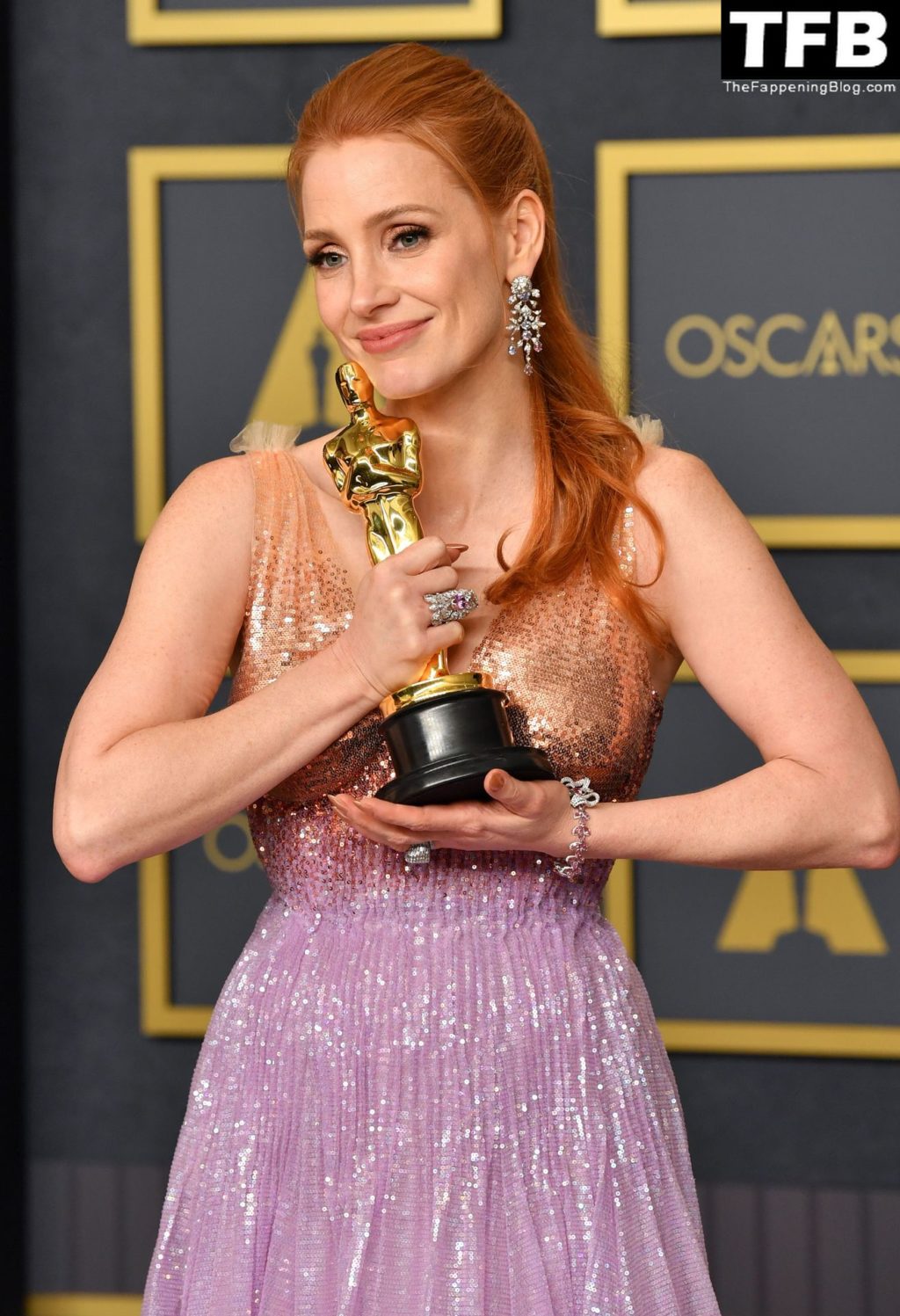 Jessica Chastain Sexy The Fappening Blog 30 1 1024x1497 - Jessica Chastain Poses With Her Oscar at the 94th Academy Awards (150 Photos)