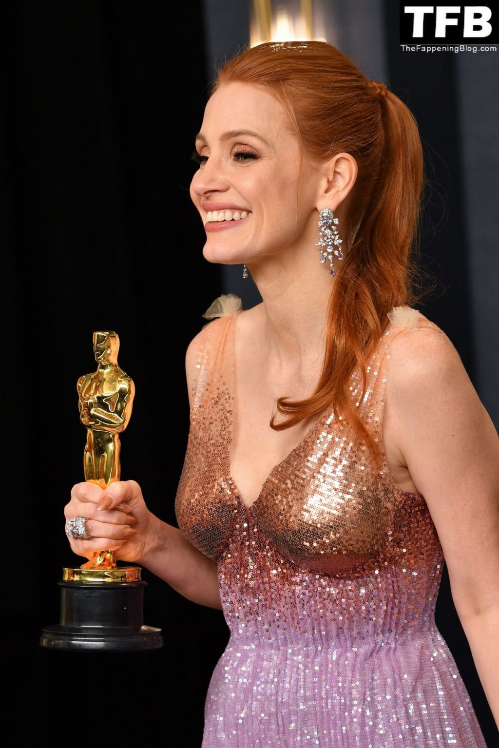 Jessica Chastain Sexy The Fappening Blog 4 2 1024x1535 - Jessica Chastain Poses With Her Oscar at the 94th Academy Awards (150 Photos)