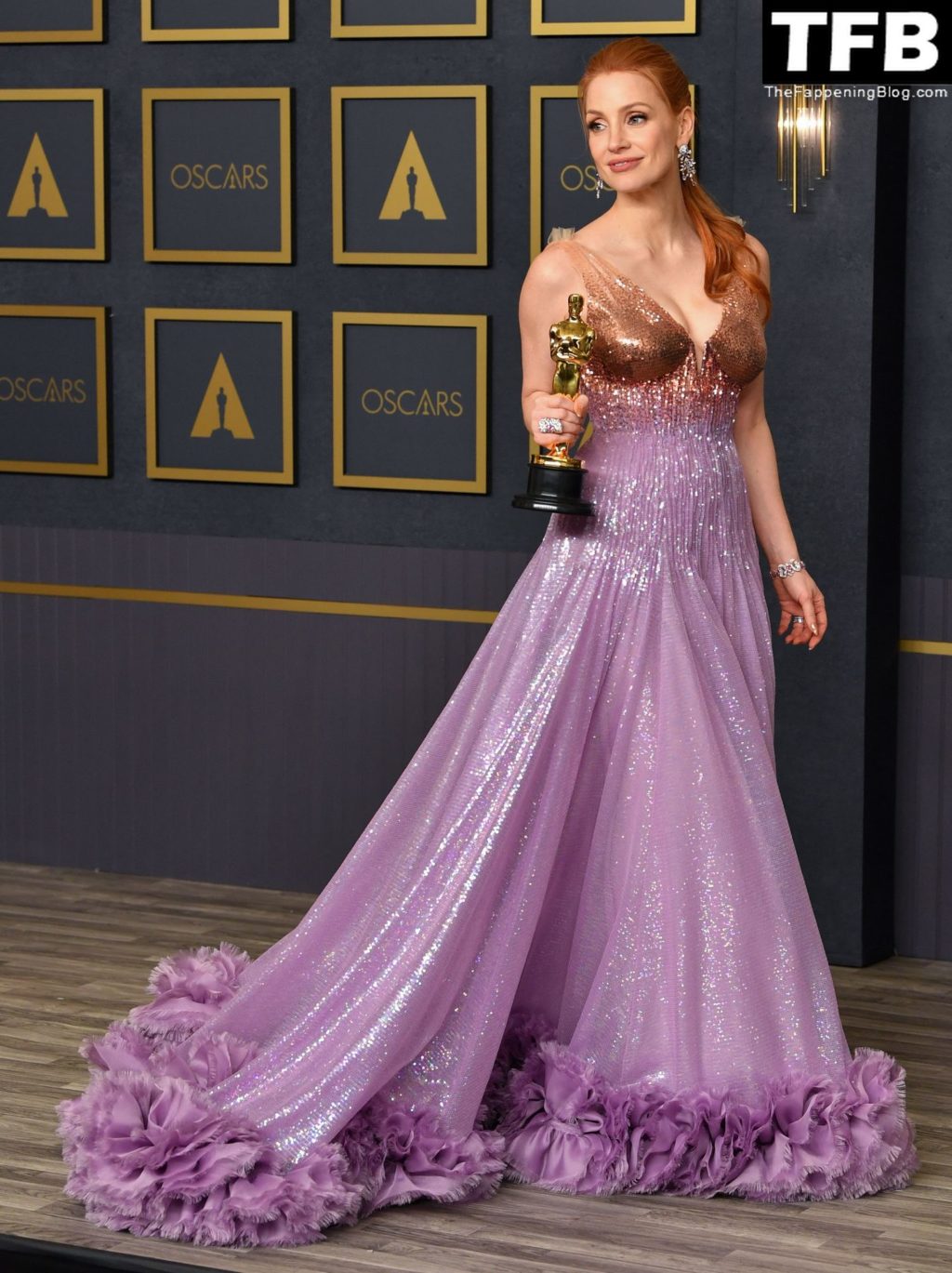 Jessica Chastain Sexy The Fappening Blog 44 1 1024x1369 - Jessica Chastain Poses With Her Oscar at the 94th Academy Awards (150 Photos)