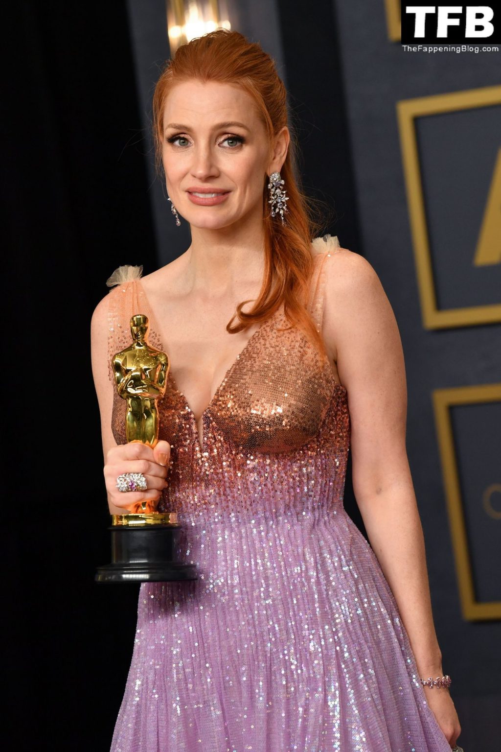 Jessica Chastain Sexy The Fappening Blog 9 1 1024x1536 - Jessica Chastain Poses With Her Oscar at the 94th Academy Awards (150 Photos)