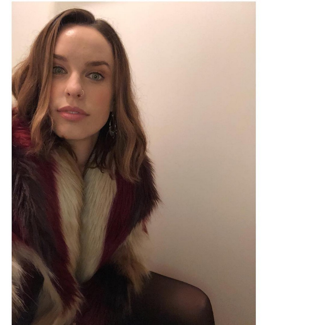 Jessica McNamee Hot On Selfies TheFappening.pro 12 - Jessica McNamee Nude Sonya Blade (100 Photos And Videos)