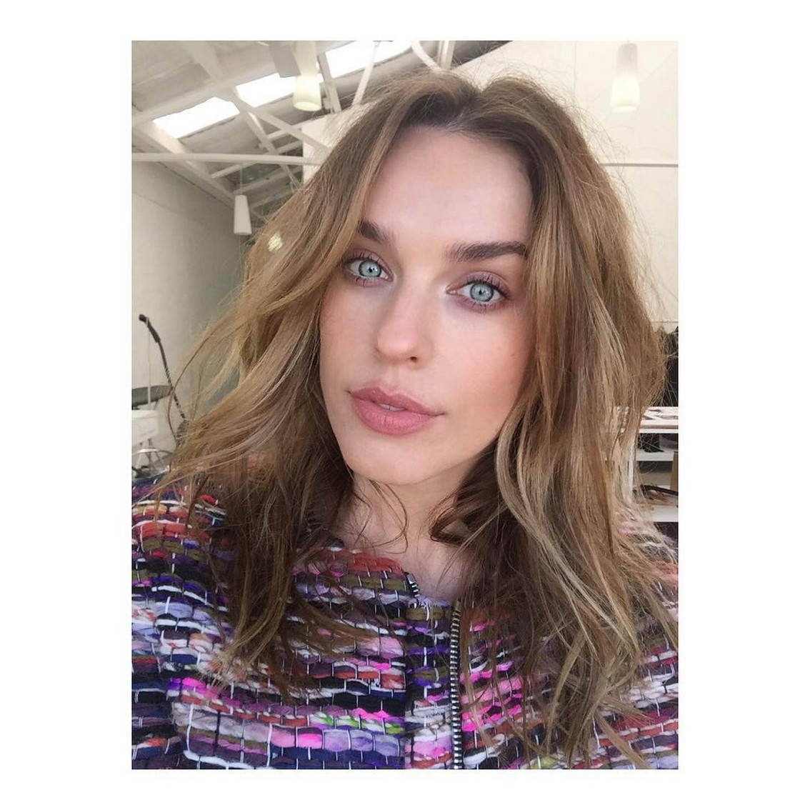 Jessica McNamee Hot On Selfies TheFappening.pro 9 - Jessica McNamee Nude Sonya Blade (100 Photos And Videos)