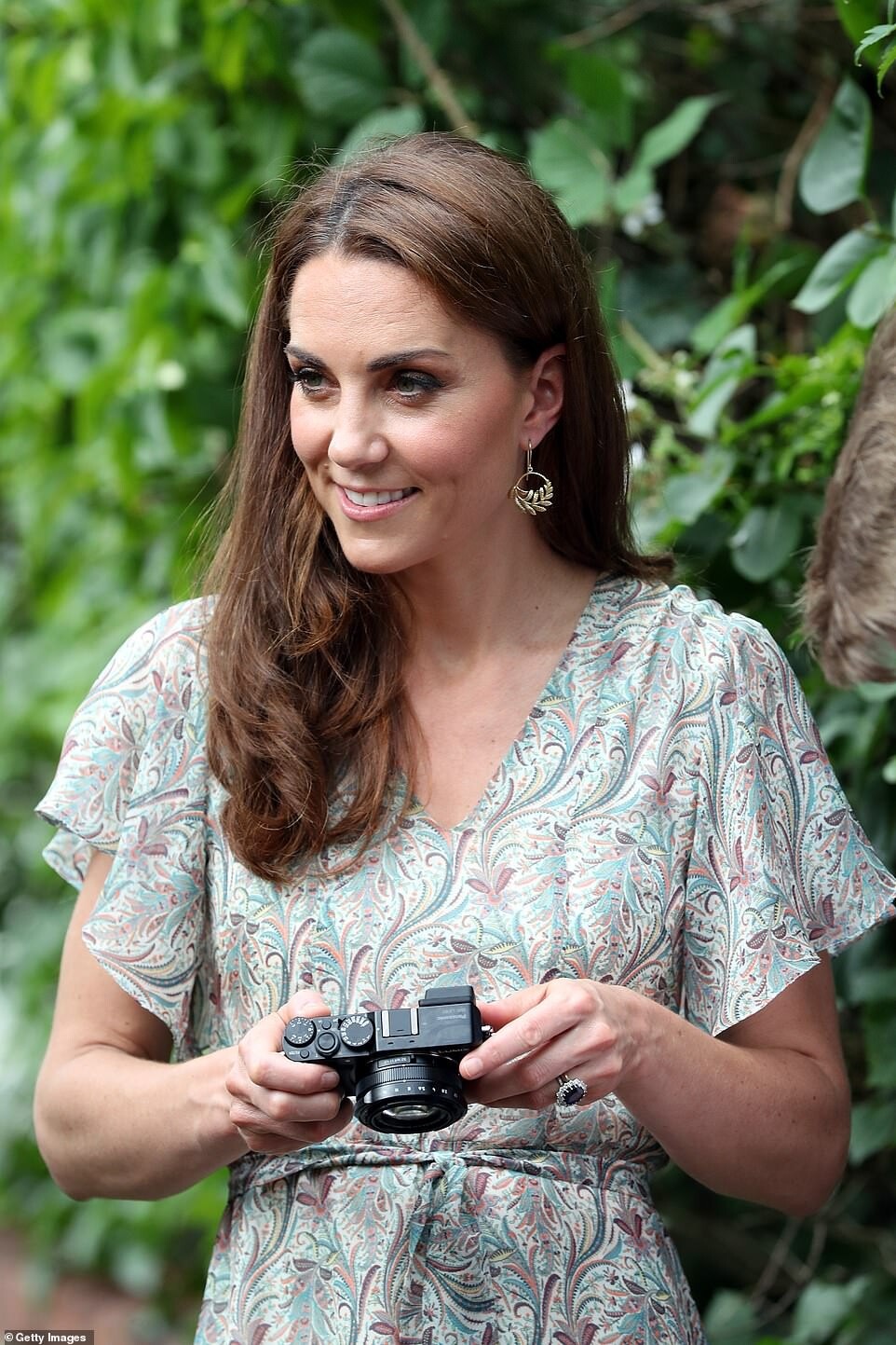 Kate Middleton arriving for Royal Photographic Society workshop London 24 - Kate Middleton Sexy Patron of Royal Photographic Society (25 Photos)