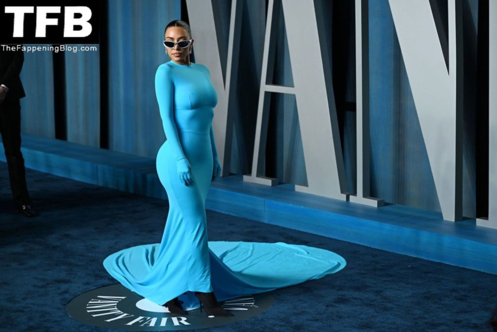 Kim Kardashian Sexy The Fappening Blog 2 1 1024x683 - Kim Kardashian Shows Off Her Curves at the 2022 Vanity Fair Oscar Party (48 Photos)