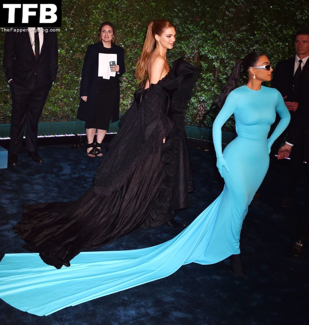 Kim Kardashian Sexy The Fappening Blog 20 1 1024x1076 - Kim Kardashian Shows Off Her Curves at the 2022 Vanity Fair Oscar Party (48 Photos)