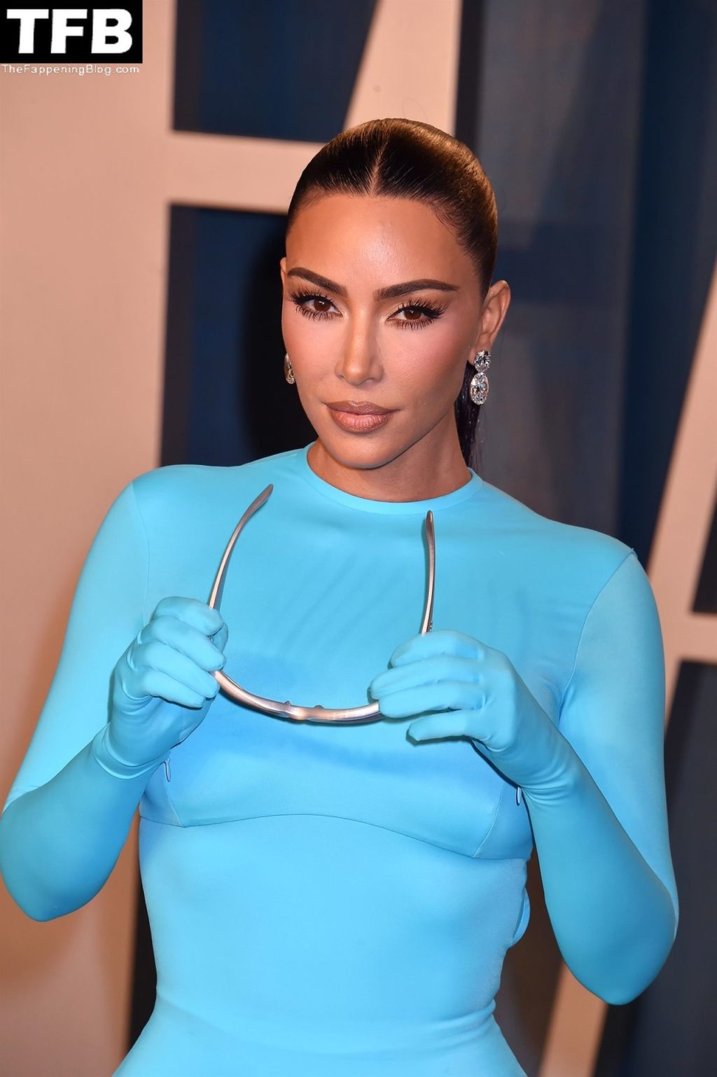 Kim Kardashian Sexy The Fappening Blog 25 1 1024x1538 - Kim Kardashian Shows Off Her Curves at the 2022 Vanity Fair Oscar Party (48 Photos)