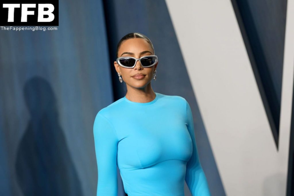 Kim Kardashian Sexy The Fappening Blog 3 1 1024x683 - Kim Kardashian Shows Off Her Curves at the 2022 Vanity Fair Oscar Party (48 Photos)