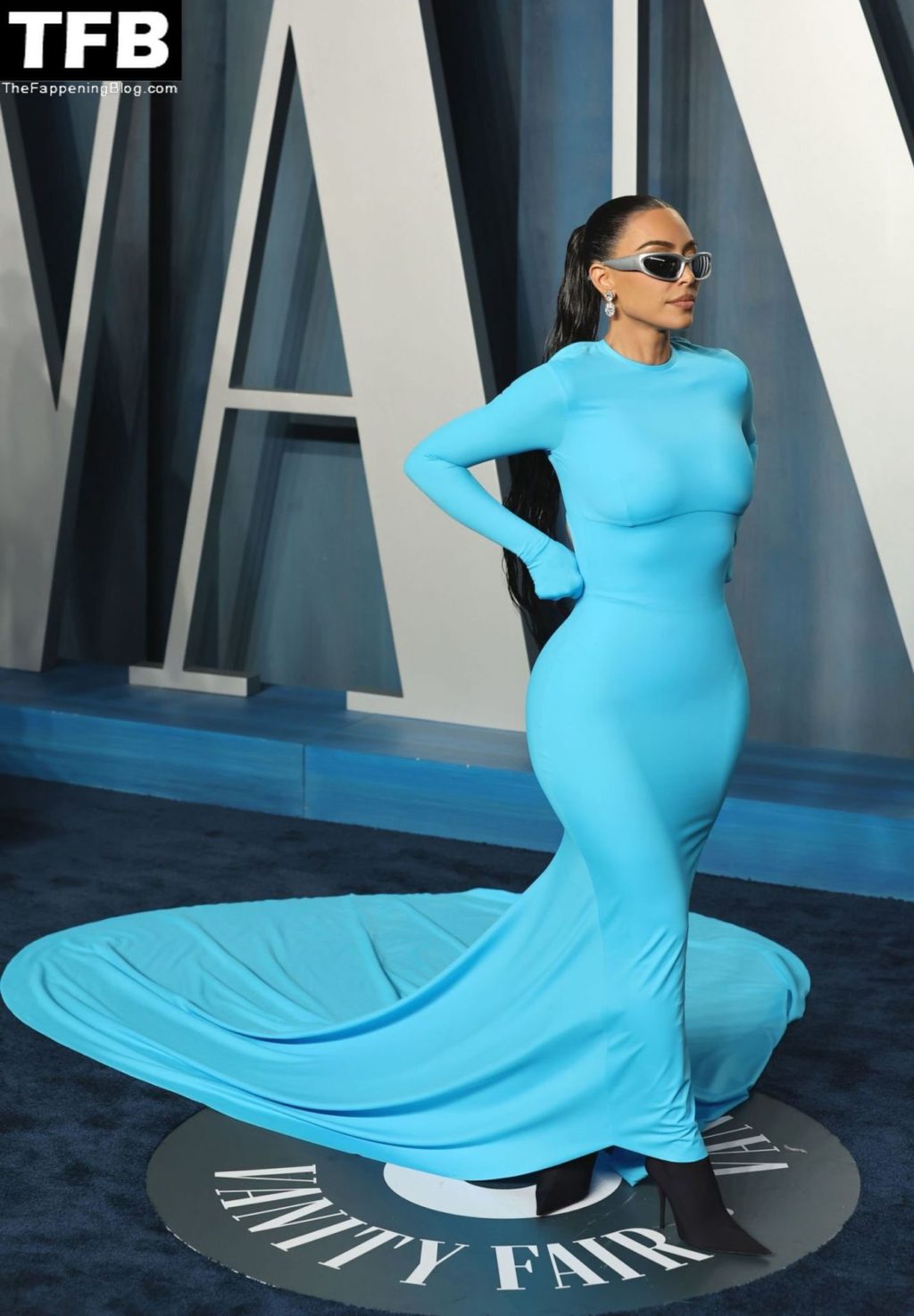Kim Kardashian Sexy The Fappening Blog 5 1 1024x1475 - Kim Kardashian Shows Off Her Curves at the 2022 Vanity Fair Oscar Party (48 Photos)