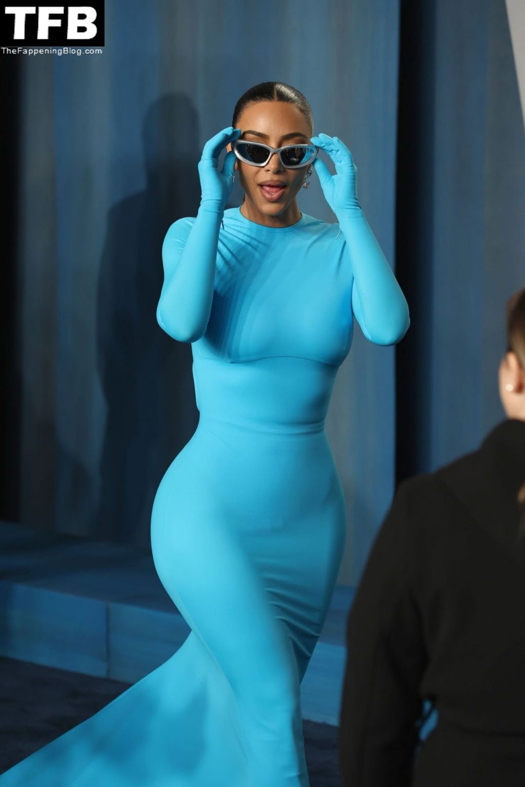 Kim Kardashian Sexy The Fappening Blog 6 1 1024x1535 - Kim Kardashian Shows Off Her Curves at the 2022 Vanity Fair Oscar Party (48 Photos)