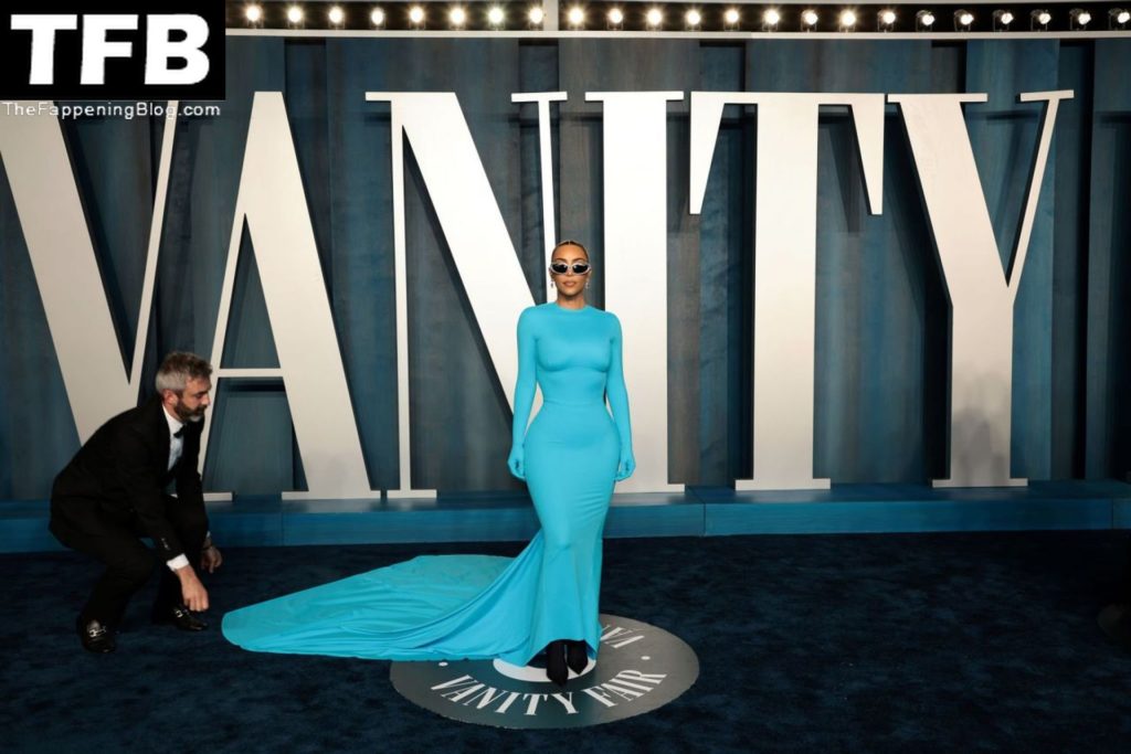 Kim Kardashian Sexy The Fappening Blog 9 1 1024x683 - Kim Kardashian Shows Off Her Curves at the 2022 Vanity Fair Oscar Party (48 Photos)