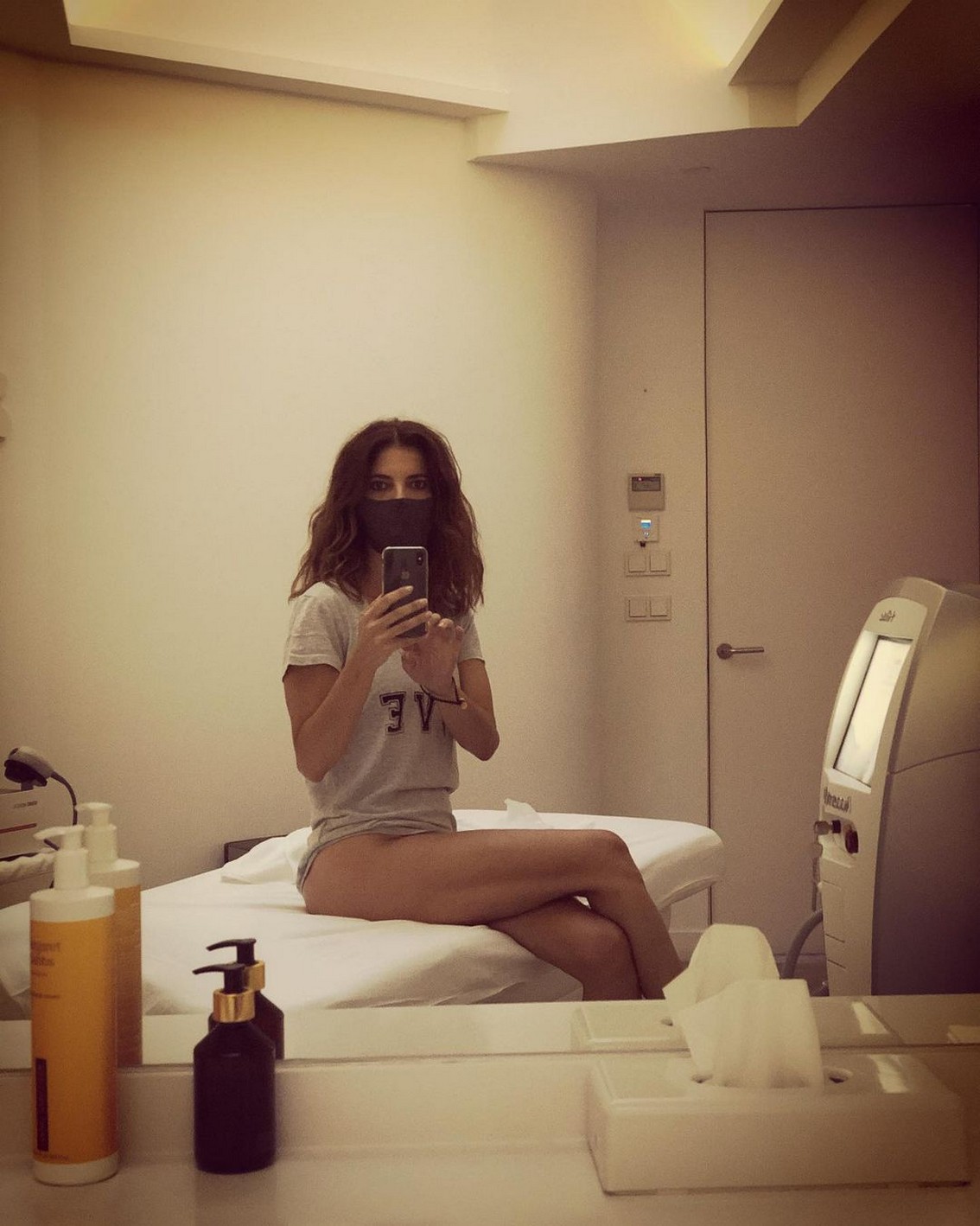Maribel Verdu Selfie TheFappening.Pro 3 - Maribel Verdú Nude Nora Allen From “Flash” 2023 (85 Photos)