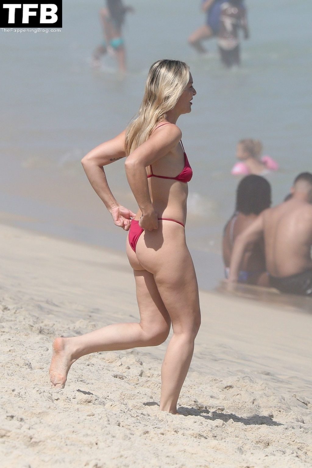 Melissa Cohen Sexy The Fappening Blog 30 1024x1536 - Melissa Cohen Looks Fit and Fabulous in a Tiny Red Bikini as She Relaxes in Rio de Janeiro (32 Photos)