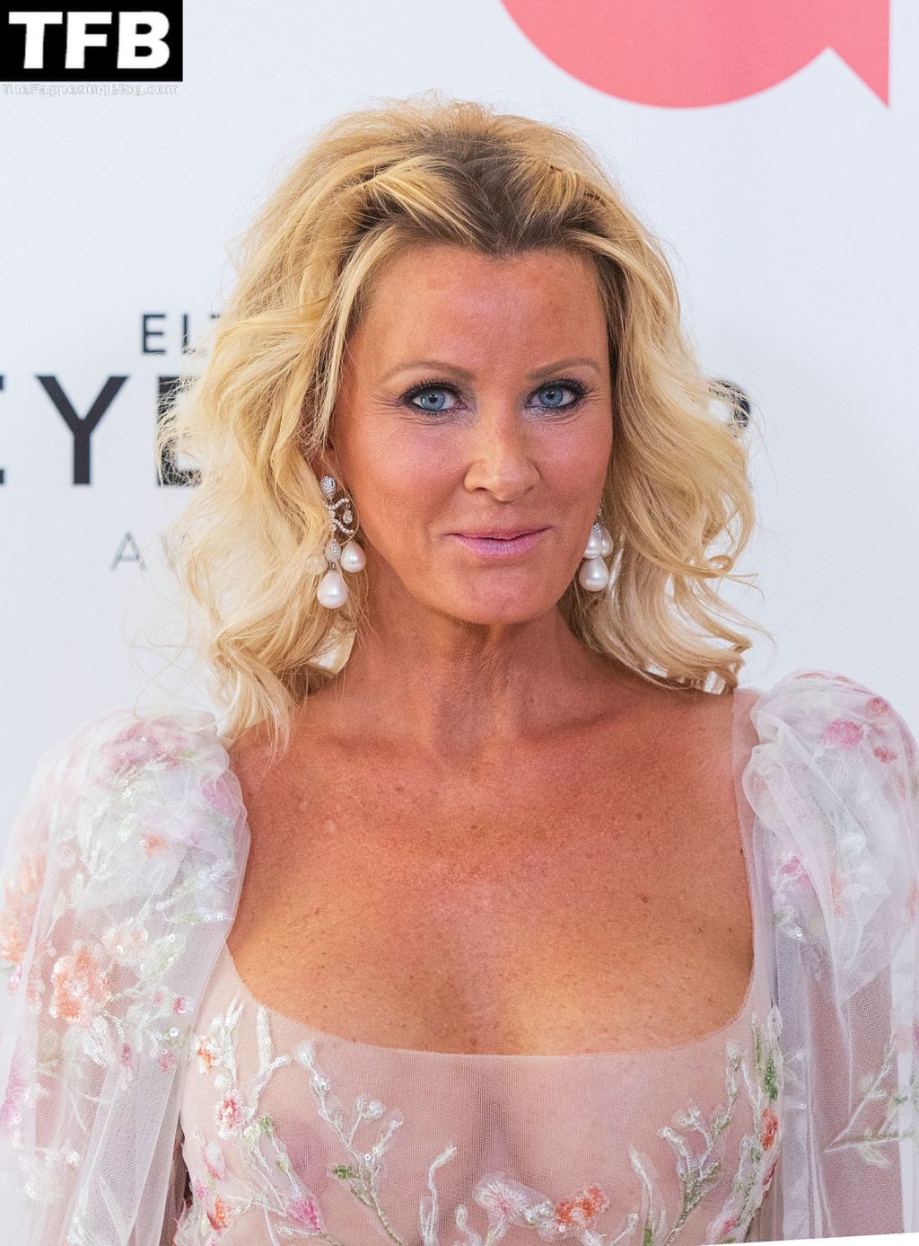 Sandra Lee See Through 2 thefappeningblog.com  1024x1387 - Sandra Lee Displays Her Nude Boobs at the 30th Annual Elton John AIDS Foundation Academy Viewing Party (3 Photos)