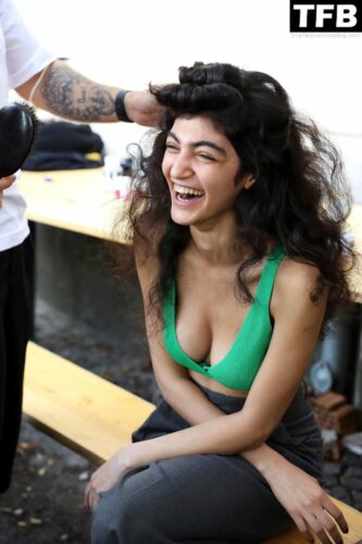 Soulin Omar Sexy The Fappening Blog 4 1024x1536 333x500 - Soulin Omar Flaunts Her Sexy Tits During Mercedes Benz Fashion Week (11 Photos)