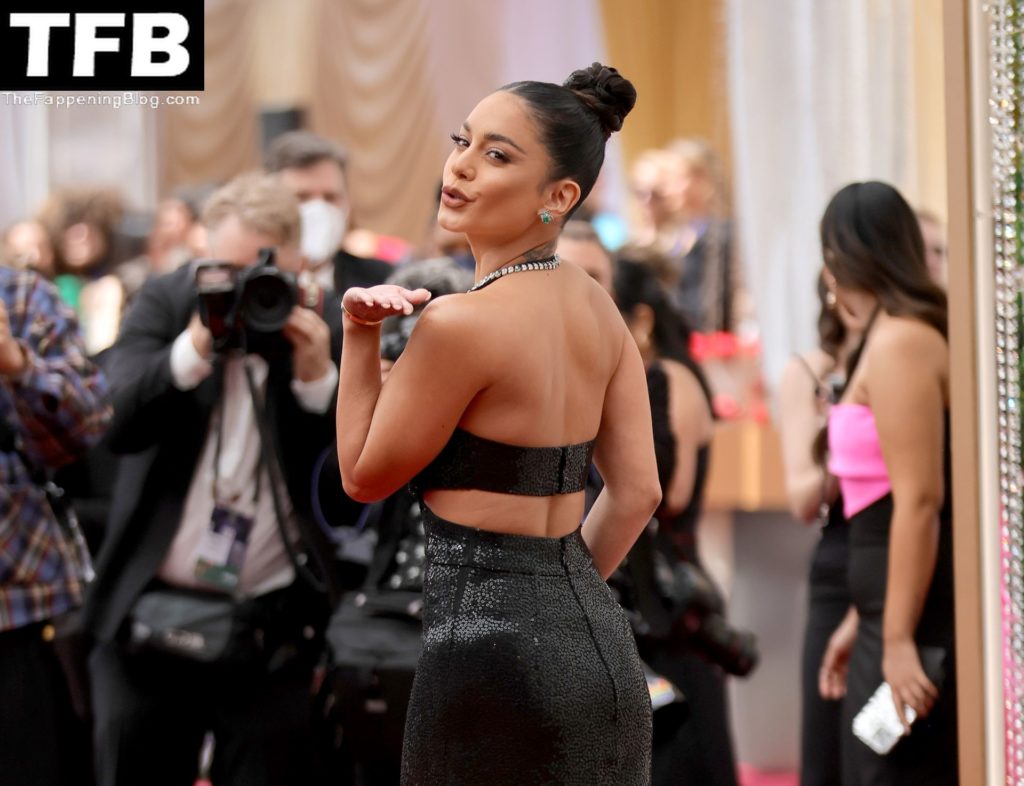 Vanessa Hudgens Sexy The Fappening Blog 32 4 1024x786 - Vanessa Hudgens Poses on the Red Carpet at the 94th Annual Academy Awards (83 Photos)