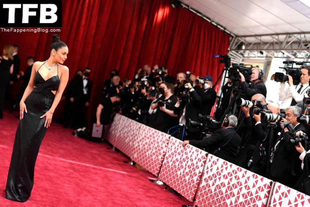 Vanessa Hudgens Sexy The Fappening Blog 59 2 1024x683 - Vanessa Hudgens Poses on the Red Carpet at the 94th Annual Academy Awards (83 Photos)