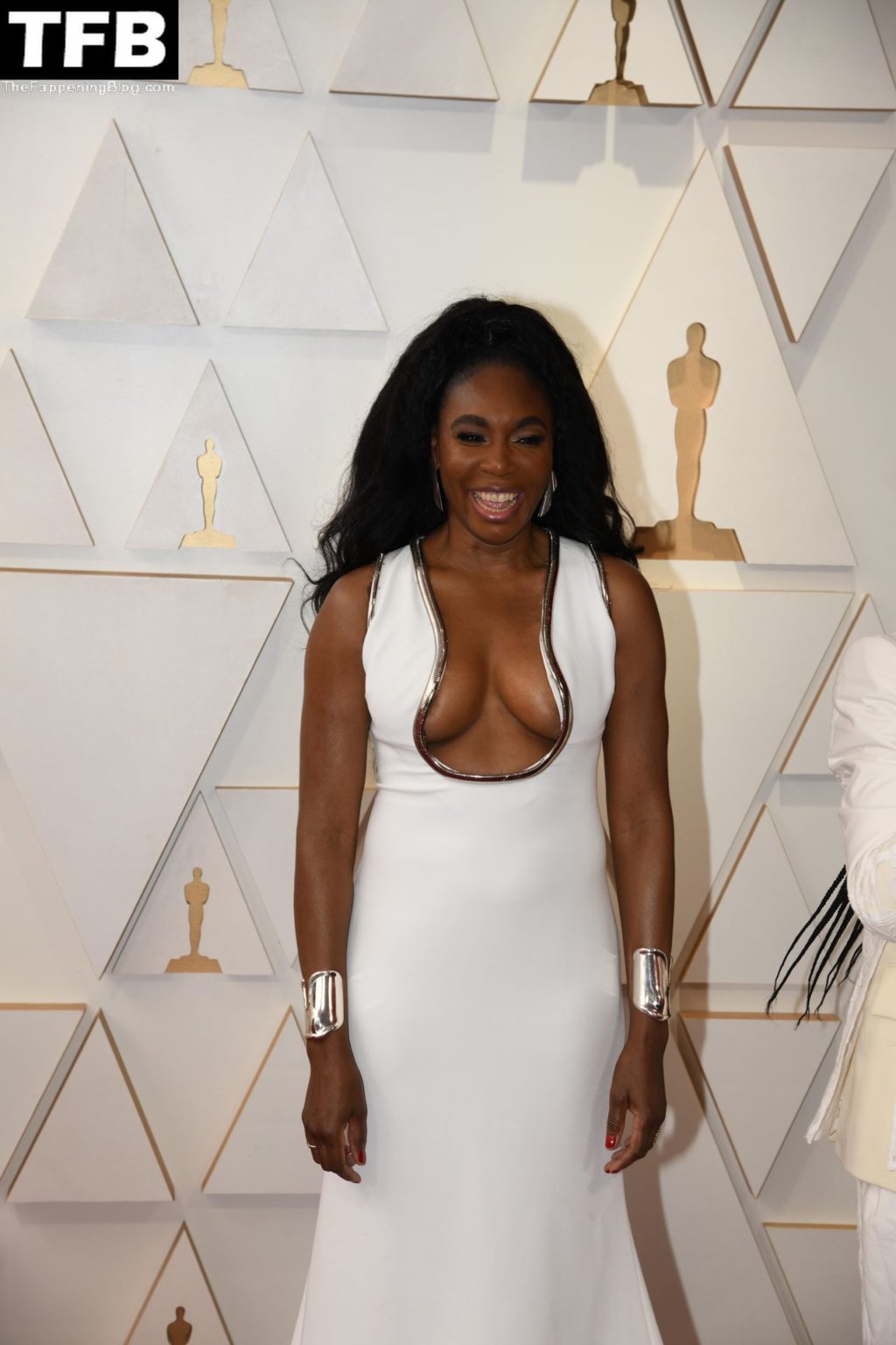 Venus Williams Sexy 37 thefappeningblog.com  1024x1536 - Venus Williams Shows Off Her Underboob at the 94th Annual Academy Awards (51 Photos)