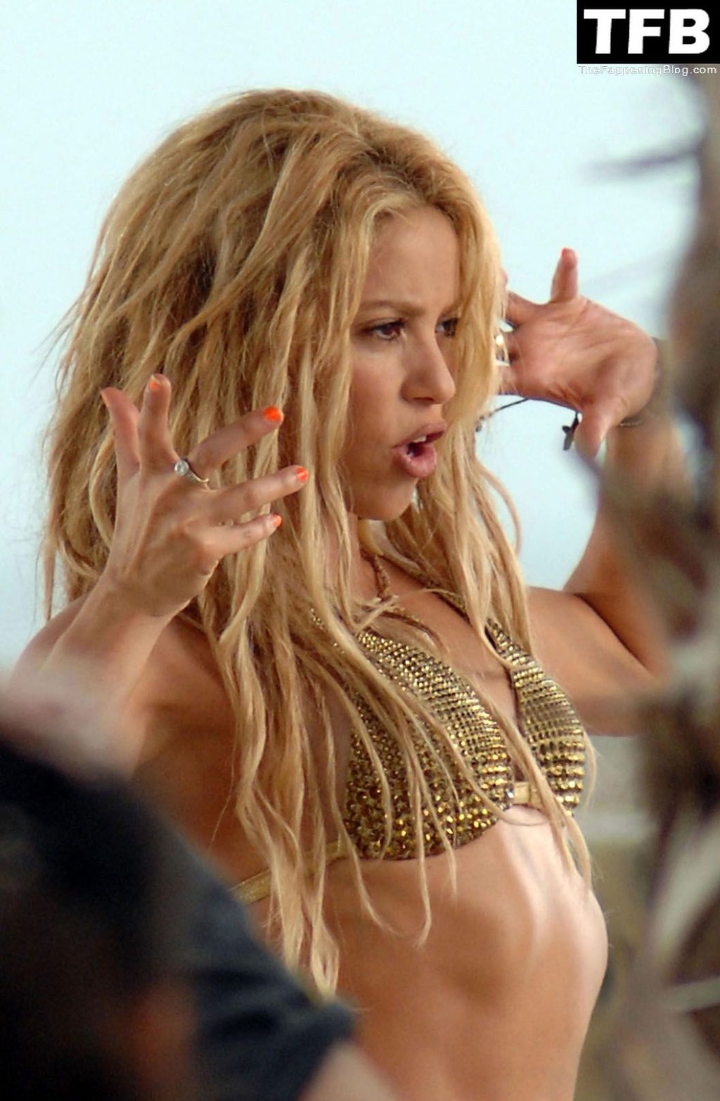 shakira sexy pics 3 thefappeningblog.com  1024x1565 - Shakira Nude & Sexy Collection – Part 2 (162 Photos)