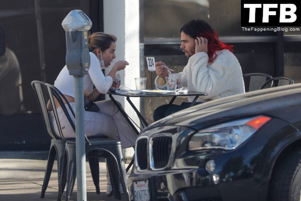 Addison Rae Braless The Fappening Blog 47 1024x683 - Braless Addison Rae & Omer Fedi Share a Sweet PDA Moment While Waiting For Breakfast (68 Photos)