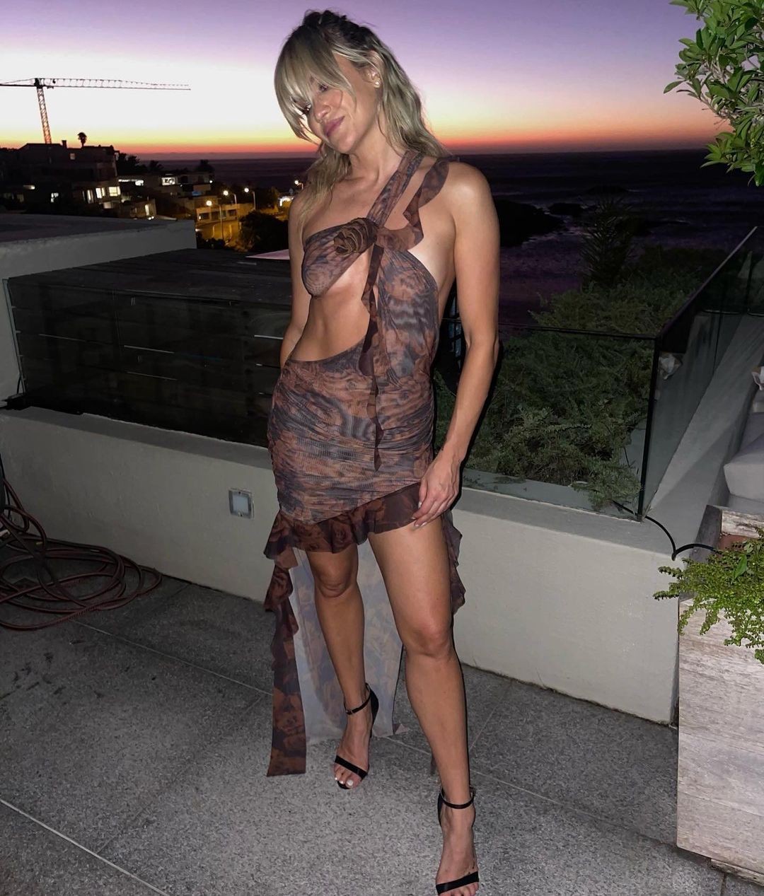 Ashley Roberts Sexy TheFappening.Pro 4 - Ashley Roberts Sexy In New Year’s Outfits (7 Photos)