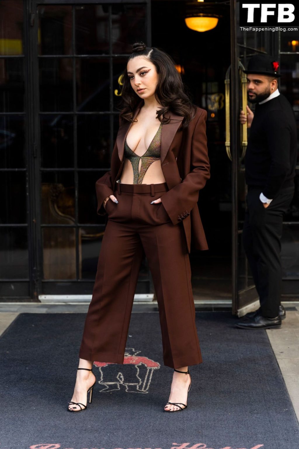 Charli XCX Sexy The Fappening Blog 9 1024x1536 - Charli XCX Shows Off Her Sexy Tits in New York (37 Photos)