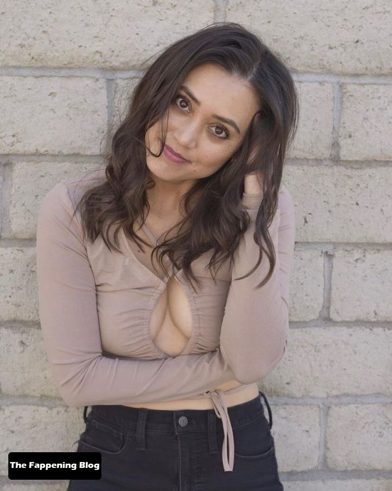 Dia Frampton Topless and Sexy Photo Collection The Fappening Blog 12 - Dia Frampton Sexy Collection (20 Photos)