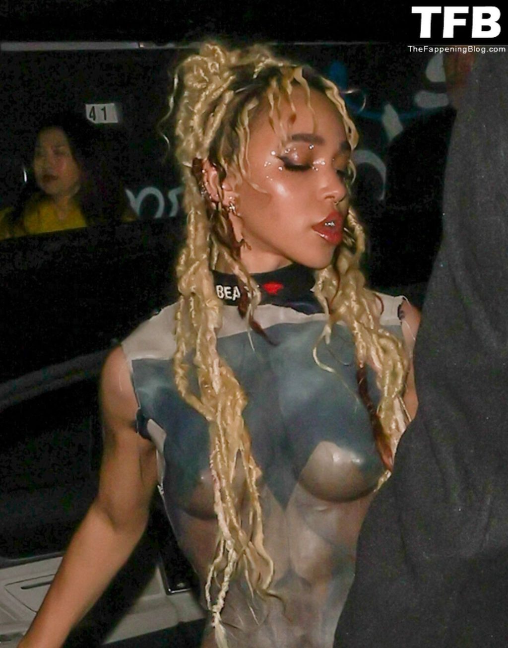 FKA Twigs Nude The Fappening Blog 13 1024x1306 - FKA Twigs Flashes Her Nude Tits & Legs the NME Awards in London (14 Photos)