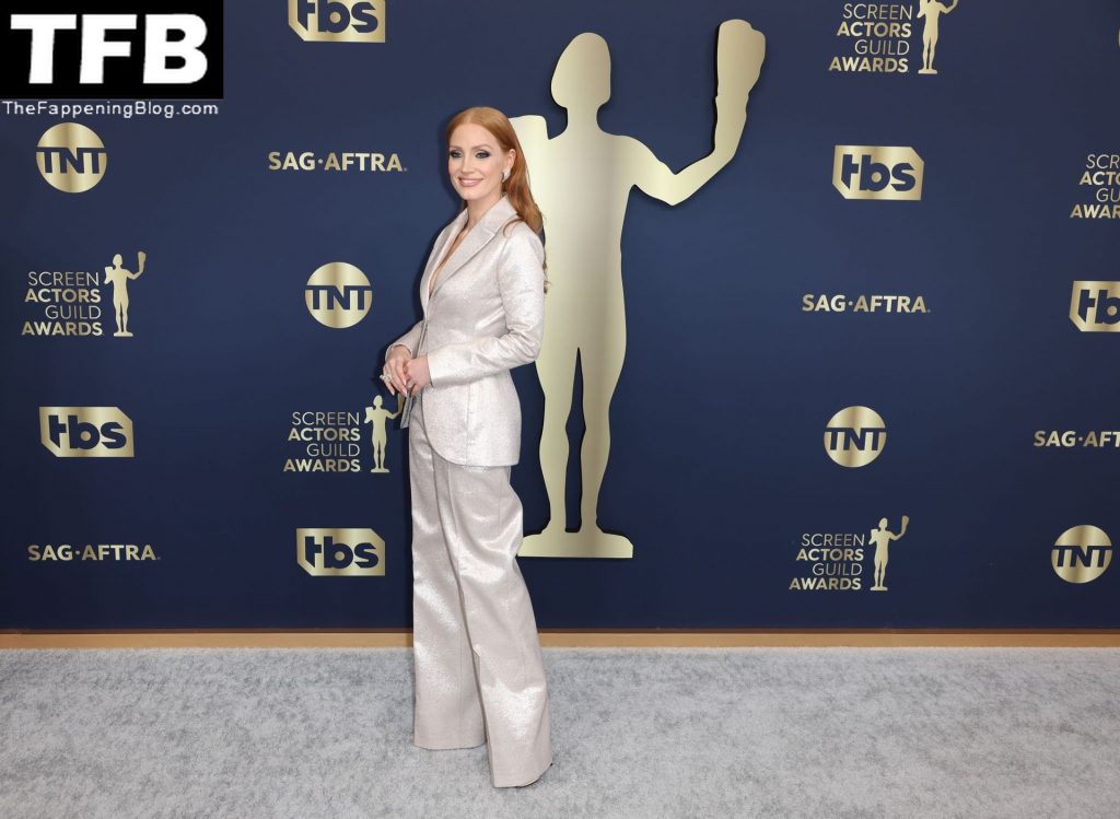 Jessica Chastain Sexy The Fappening Blog 64 1024x749 - Jessica Chastain Displays Her Cleavage at the 28th Annual Screen Actors Guild Awards (157 Photos)