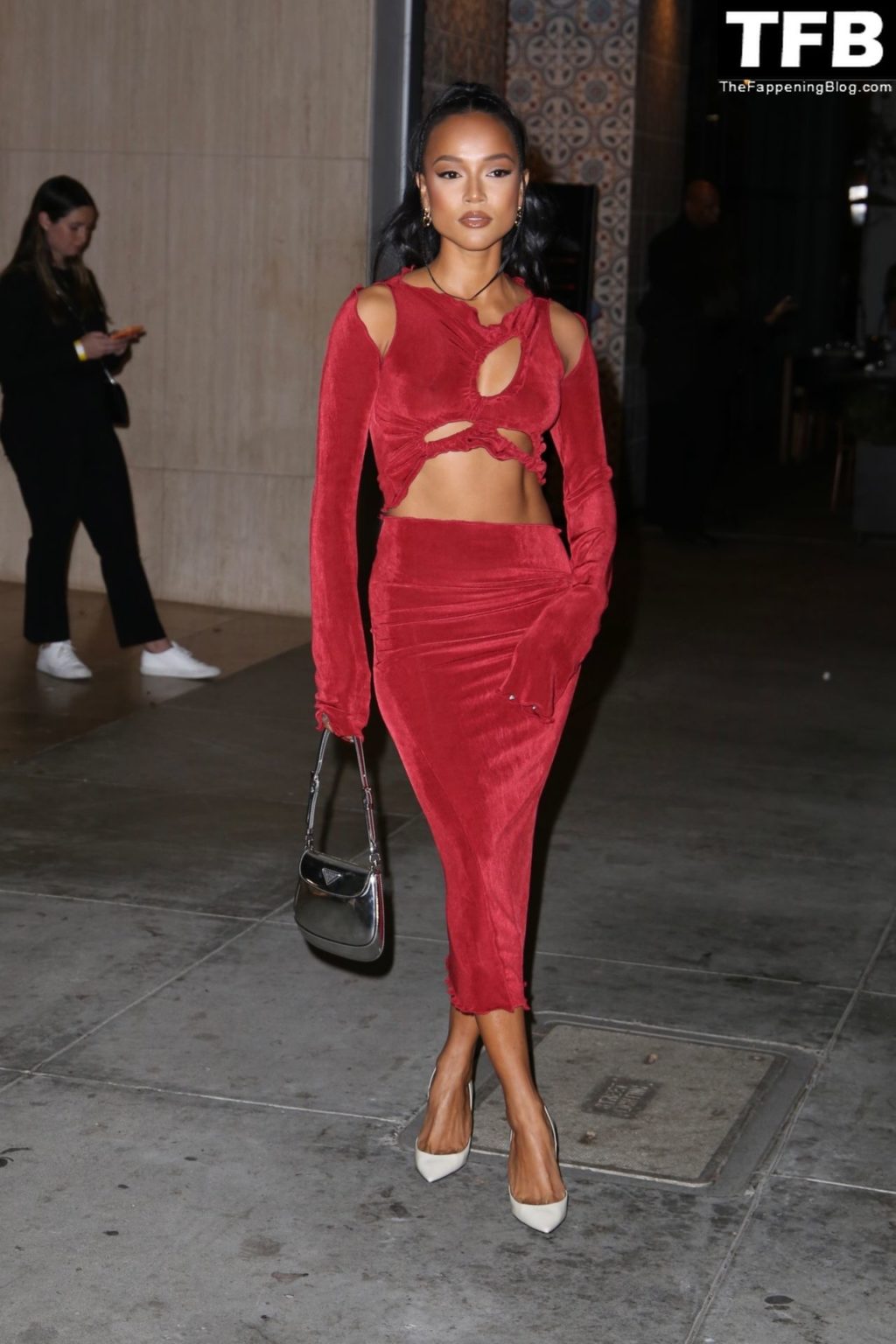 Karrueche Tran Sexy The Fappening Blog 37 1024x1536 - Karrueche Tran Shows Her Pokies in a Red Dress at The Hollywood Reporter’s Oscar Nominees Night (68 Photos)