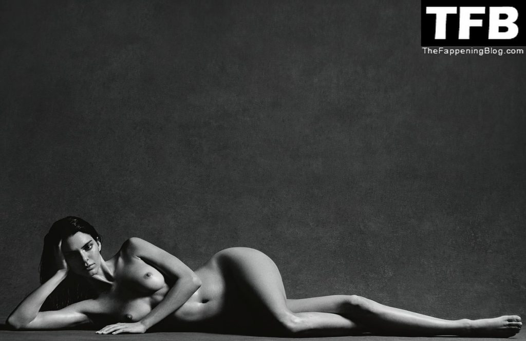 Kendall Jenner Nude Sexy i D Magazine The Fappening Blog 14 1024x665 - Kendall Jenner Nude & Sexy – i-D Magazine (16 Photos)