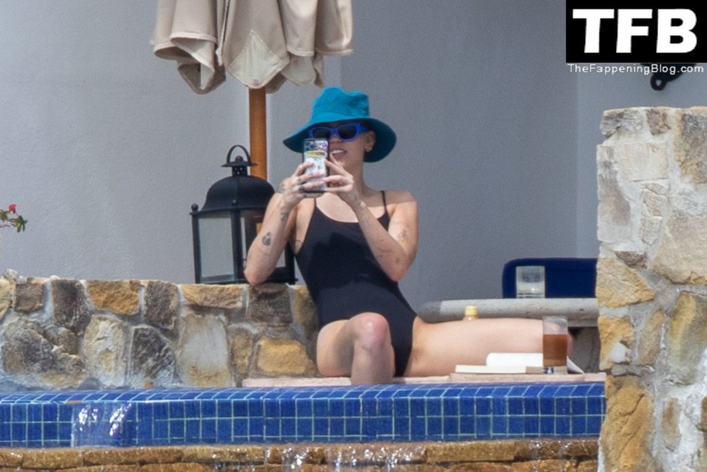 Miley Cyrus Sexy The Fappening Blog 10 1024x683 - Miley Cyrus Brings Beach Body to Cabo San Lucas Alongside Her New Rumored Boyfriend (36 Photos)
