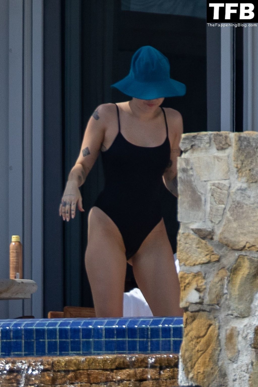 Miley Cyrus Sexy The Fappening Blog 2 1024x1536 - Miley Cyrus Brings Beach Body to Cabo San Lucas Alongside Her New Rumored Boyfriend (36 Photos)
