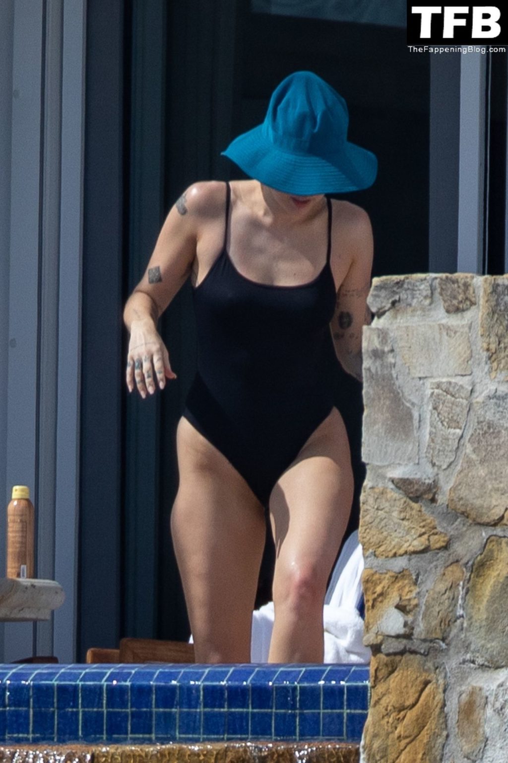 Miley Cyrus Sexy The Fappening Blog 21 1024x1536 - Miley Cyrus Brings Beach Body to Cabo San Lucas Alongside Her New Rumored Boyfriend (36 Photos)